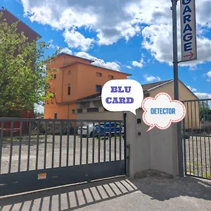 Express Traveller's Front Station Fs Parking Apartamento