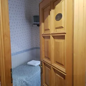 Orbis Hotel
